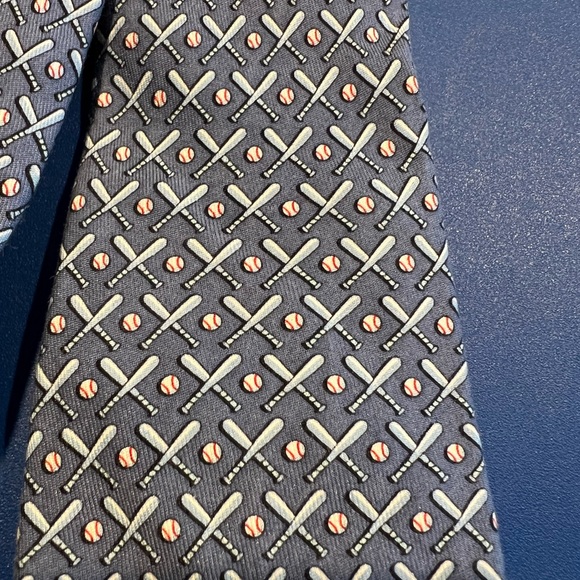 Vineyard Vines Boys Baseball Silk Tie Made In USA Athletic Preppy - Picture 2 of 6